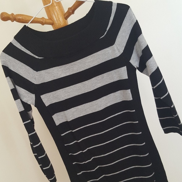 NWT Sweater - Picture 3 of 3